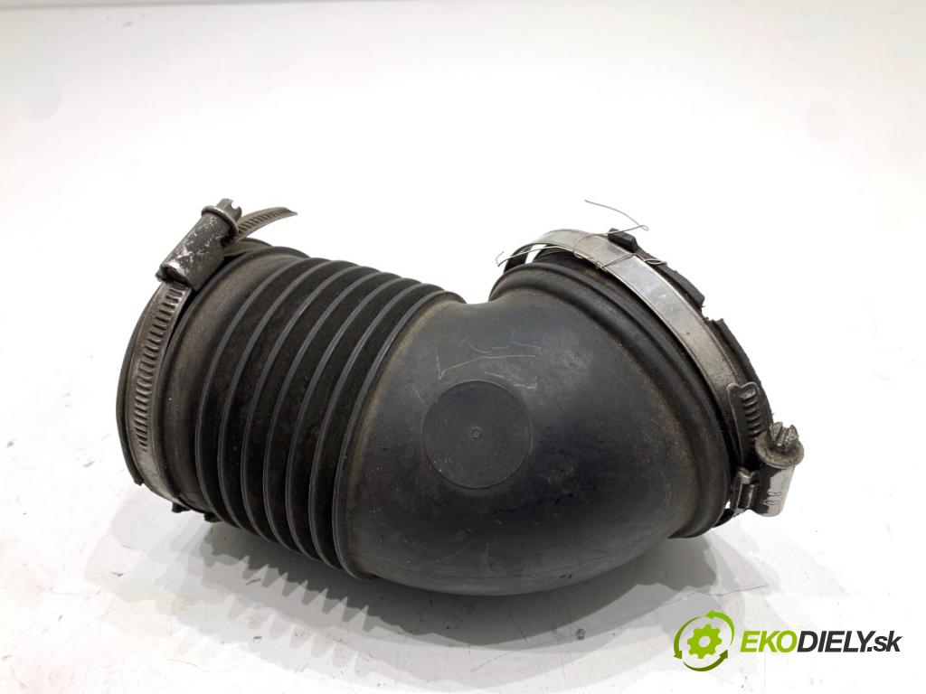 BMW E90 sedan 2005 110 kW 320 i 1995 Rúra vzduchu 7532755