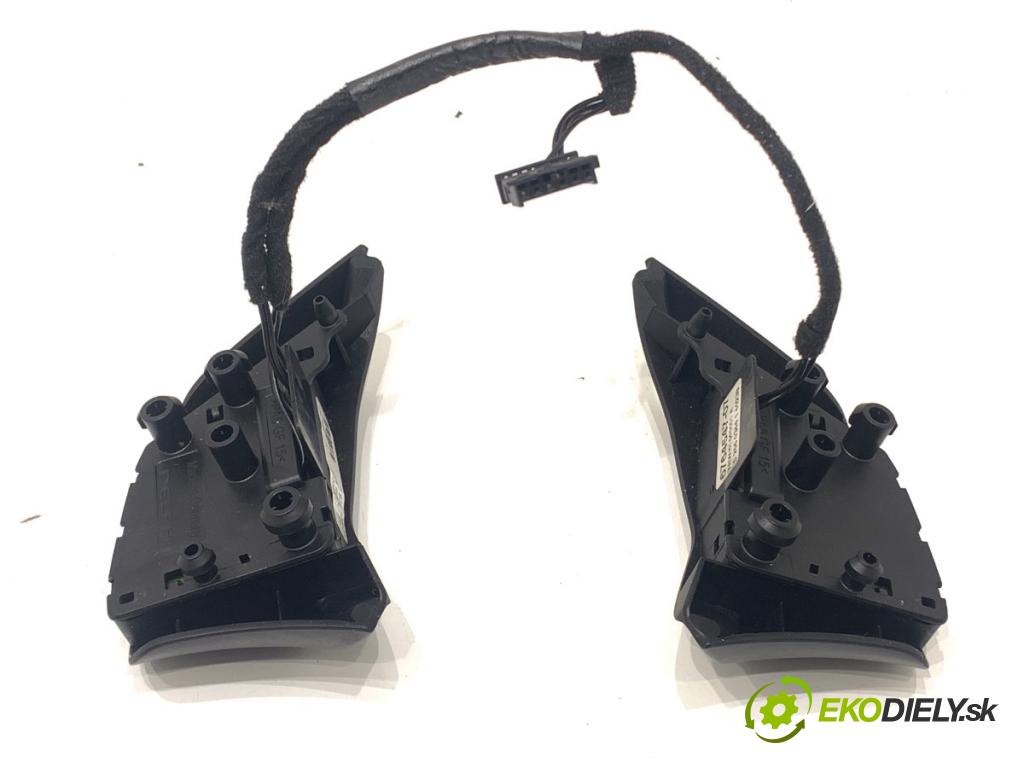 BMW E90 sedan 2005 110 kW 320 i 1995 SPÍNAČE: volantu 6959893