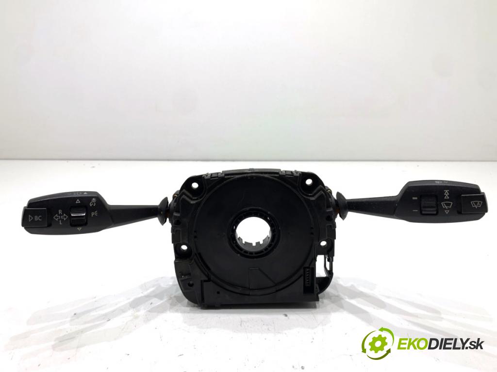 BMW E90 sedan 2005 110 kW 320 i 1995 přepínač kombinovaný 6965288 (Páčky pod volantem)