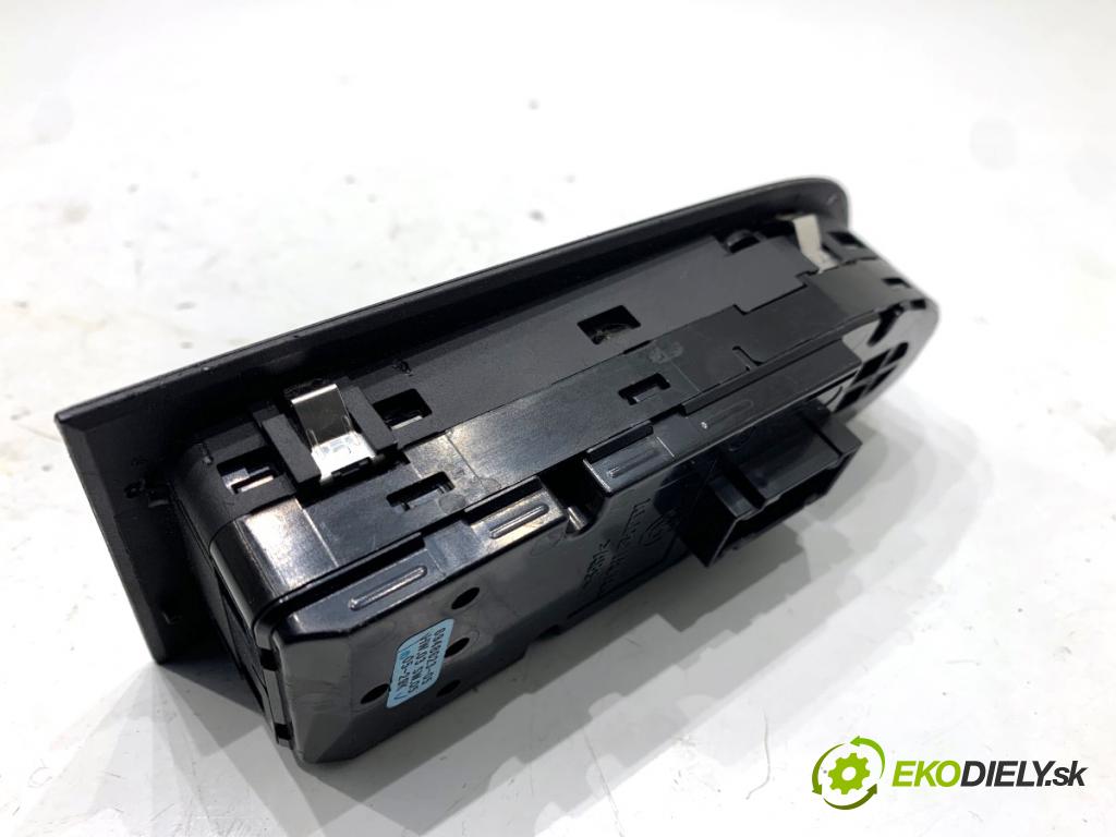 BMW E90 sedan 2005 110 kW 320 i 1995 přepínač oken 6948623 (Páčky pod volantem)