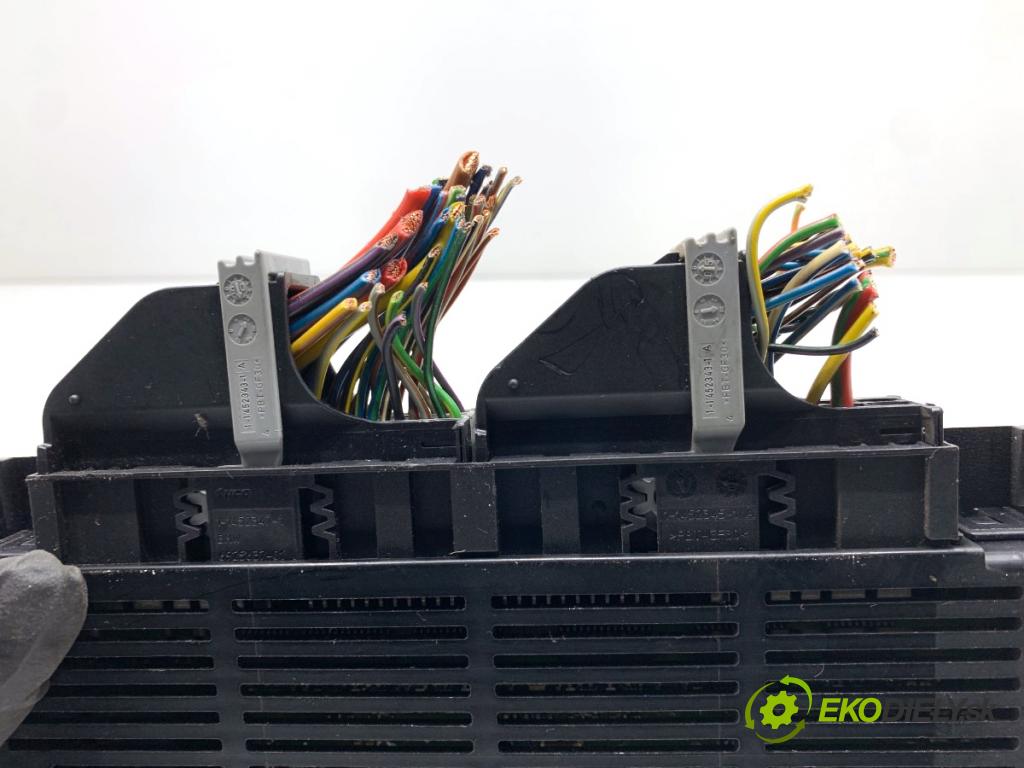 BMW E90 sedan 2005 110 kW 320 i 1995 modul světel 6977723 (Řídící jednotka ostatní)