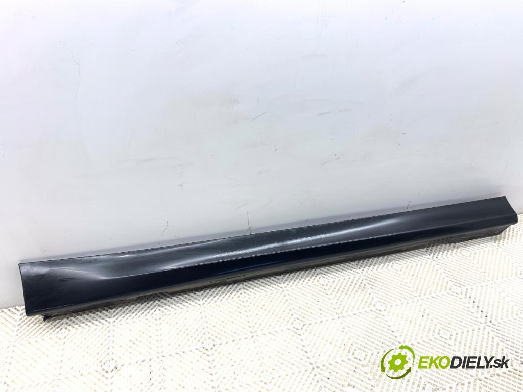 BMW E90 sedan 2005 110 kW 320 i 1995 Lišta prahová pravy 