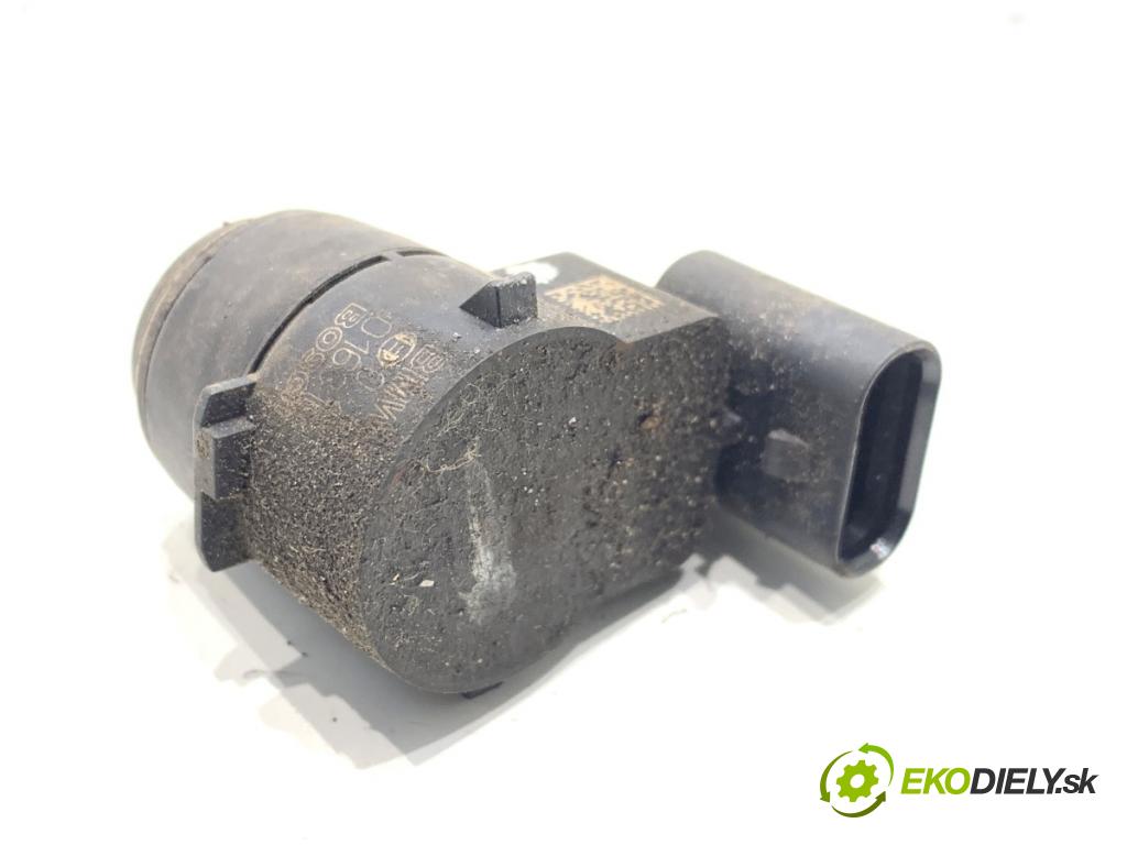 BMW E90 sedan 2005 110 kW 320 i 1995 Snímač PDC 6934308