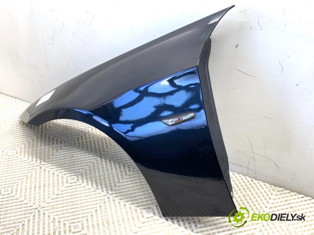 BMW E90 sedan 2005 110 kW 320 i 1995 Blatník ľavy predný 475