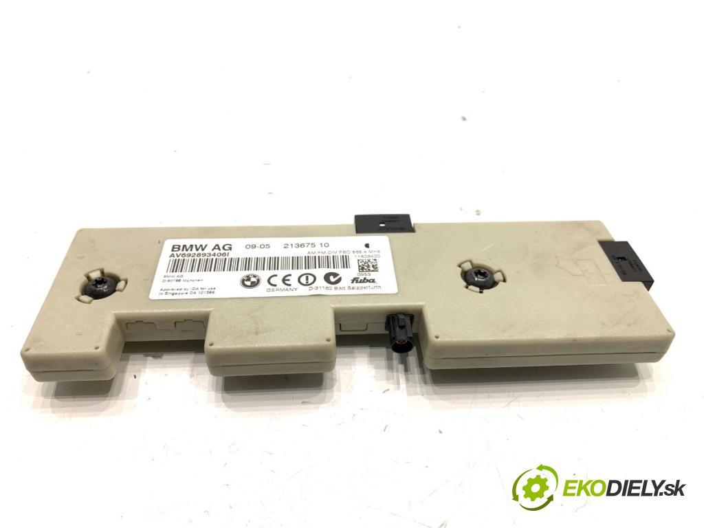 BMW E90 sedan 2005 110 kW 320 i 1995 ANTENA 21367510