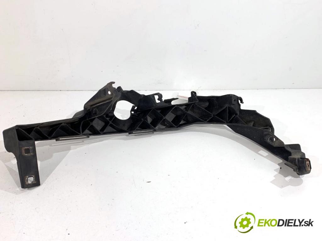 BMW E90 sedan 2005 110 kW 320 i 1995 úchyt světla levý 7116707