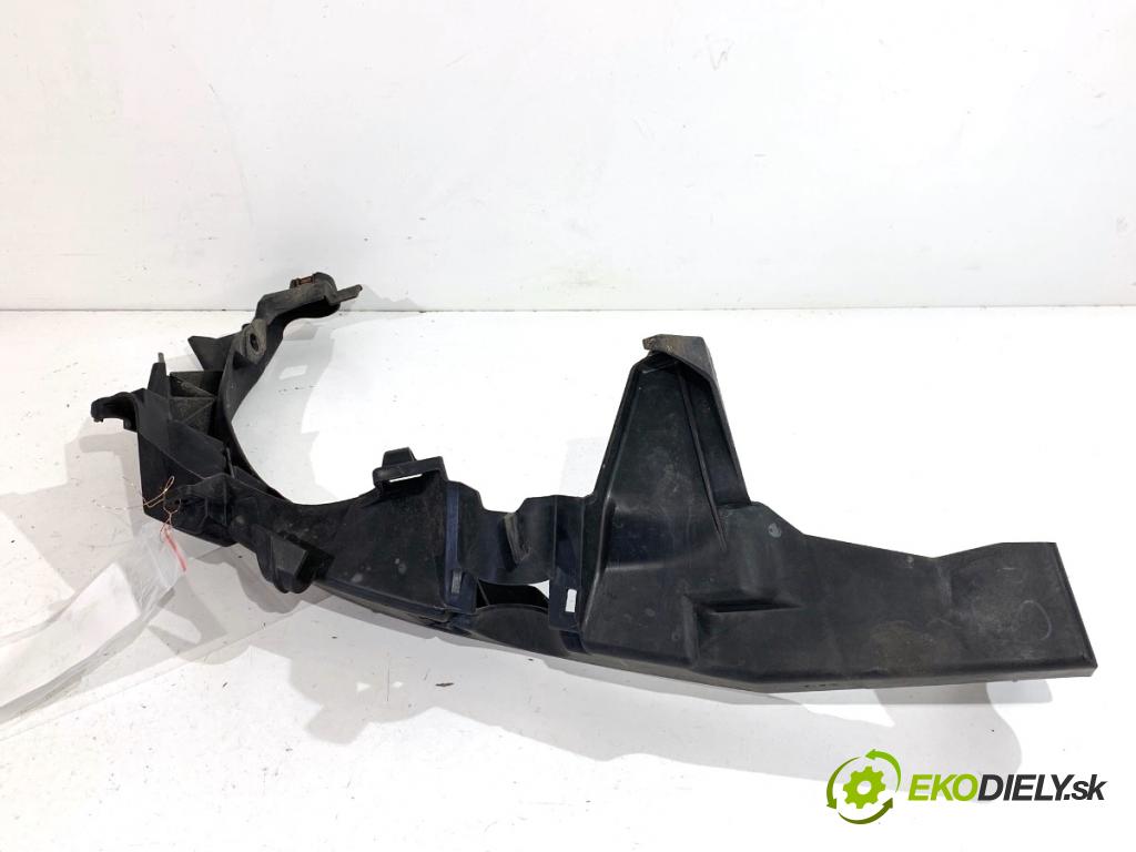 BMW E90 sedan 2005 110 kW 320 i 1995 úchyt světla levý 7116707