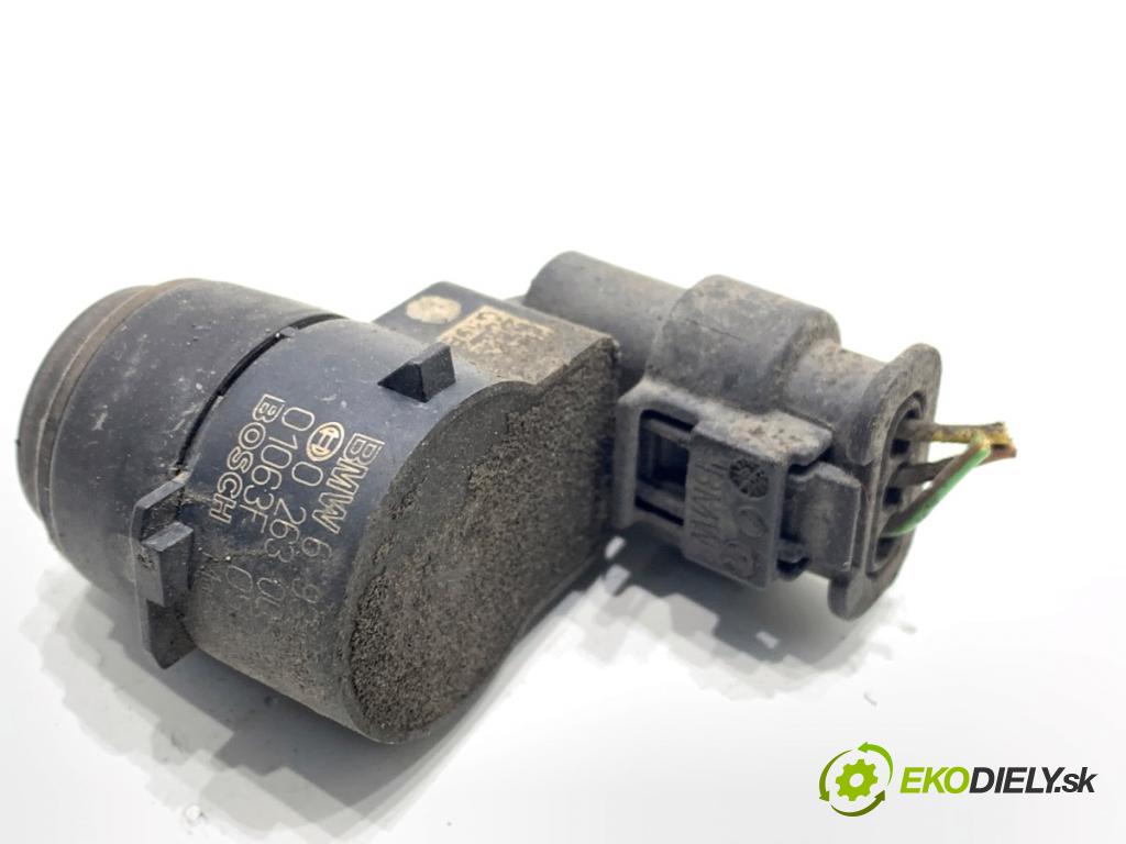 BMW E90 sedan 2005 110 kW 320 i 1995 Snímač PDC 6934308