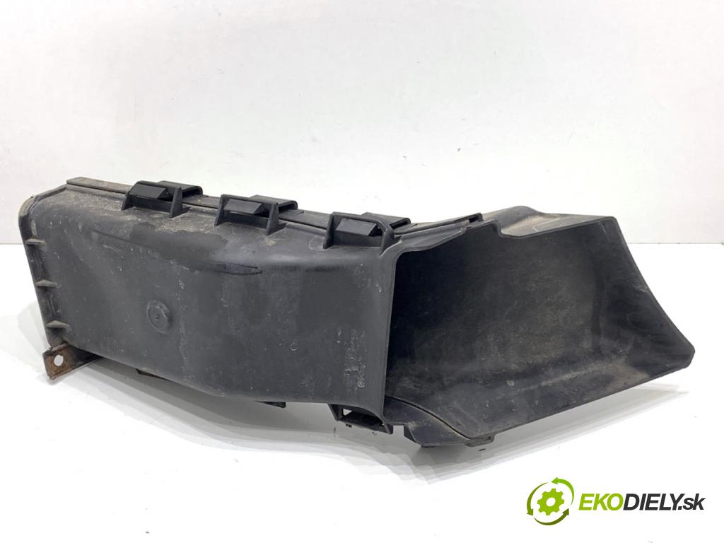 BMW E90 sedan 2005 110 kW 320 i 1995 volant vzduchu 7121570