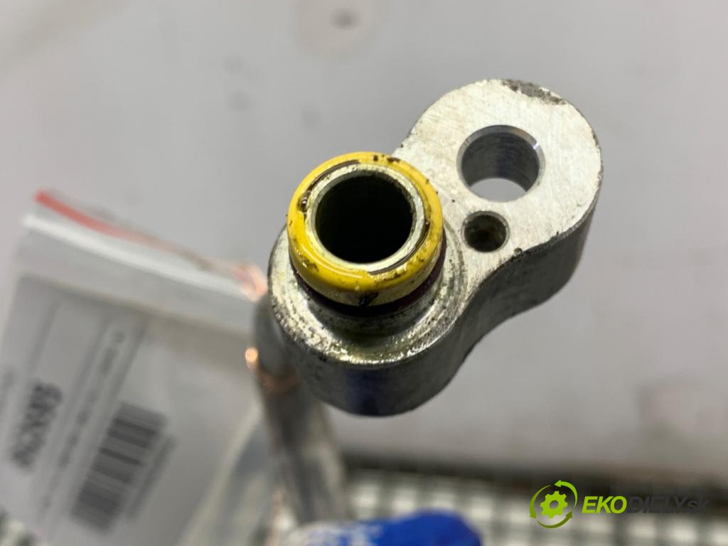 BMW E90 sedan 2005 110 kW 320 i 1995 rúrka klimatizácie 6964965 (Rúrka klimatizácie)