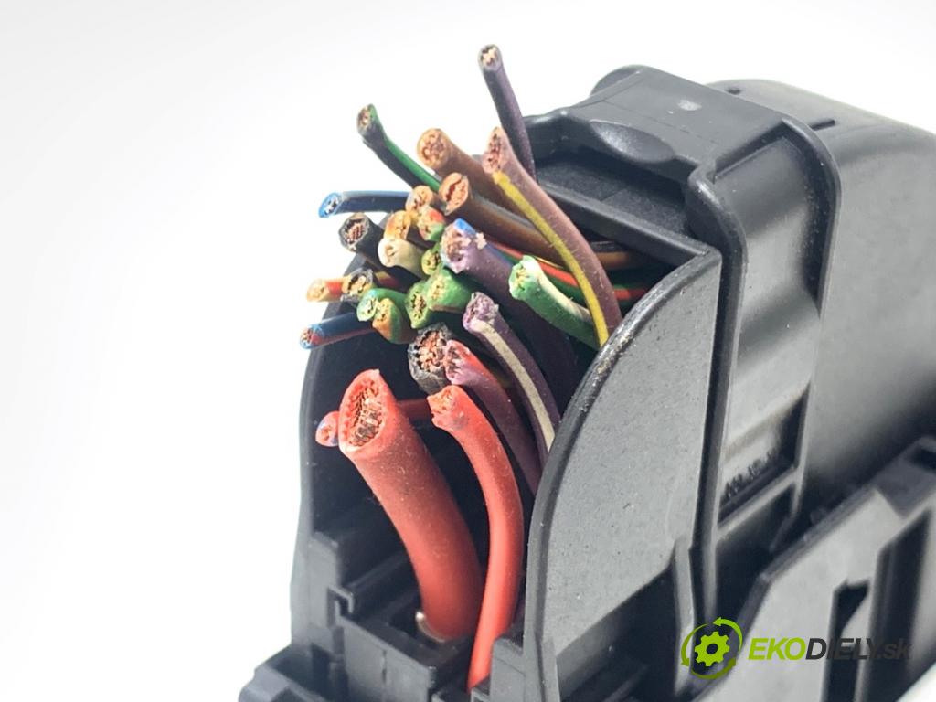 BMW E90 sedan 2005 110 kW 320 i 1995 Modul komfortu 6981416 (Modul komfortu)