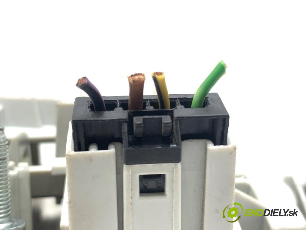 BMW E90 sedan 2005 110 kW 320 i 1995 Svetlo zad ľavá strana vnútorná 6937459 (Kľučka dverí ostatné)