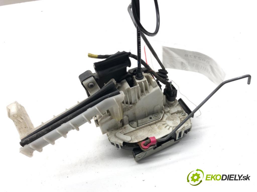 JEEP GRAND CHEROKEE WK SUV 2014 184 kW 3.0 CRD V6 4x4 2987 zámok Dvere ľavy zad P04589923AF