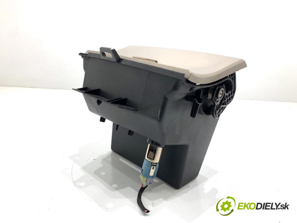 JEEP GRAND CHEROKEE WK SUV 2014 184 kW 3.0 CRD V6 4x4 2987 Priehradka, kastlík TUNEL: