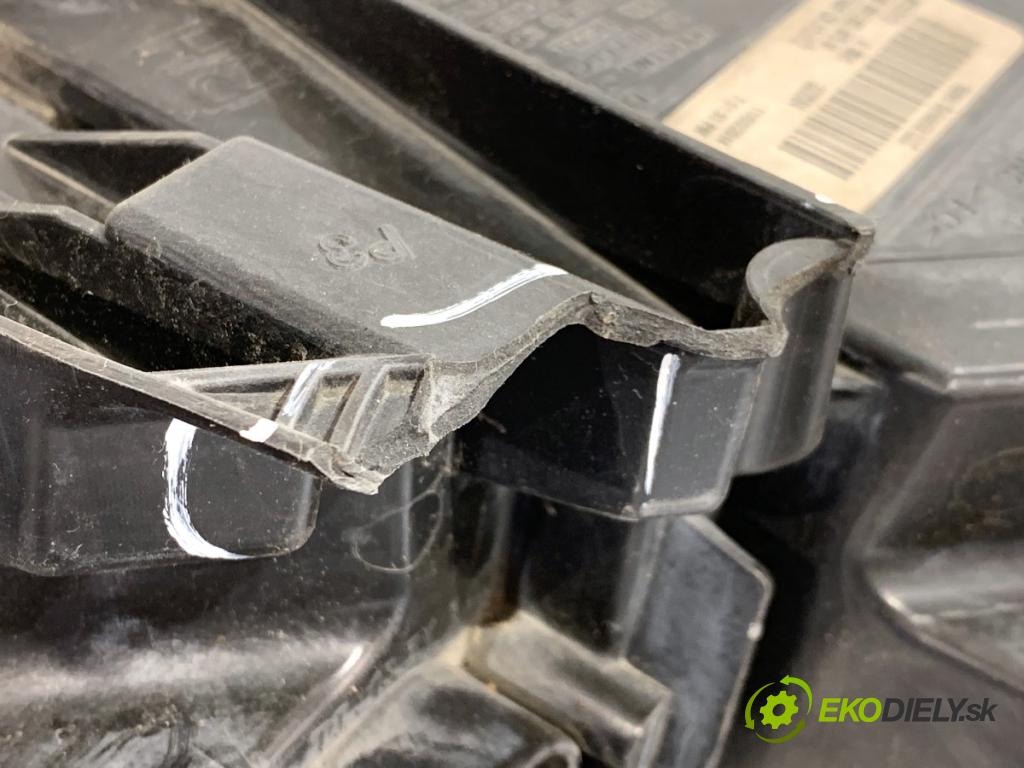 JEEP GRAND CHEROKEE WK SUV 2014 184 kW 3.0 CRD V6 4x4 2987 Svetlomet pravy predný 68111034AF