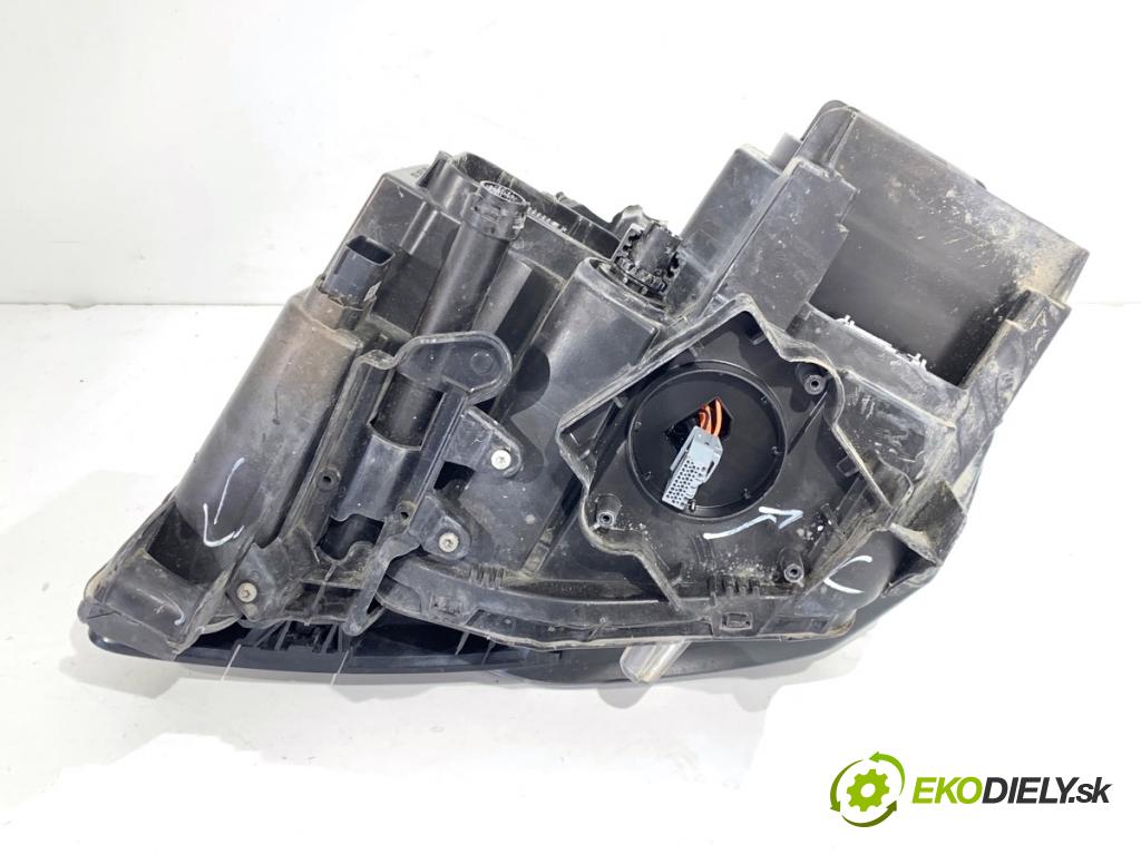 JEEP GRAND CHEROKEE WK SUV 2014 184 kW 3.0 CRD V6 4x4 2987 Svetlomet pravy predný 68111034AF