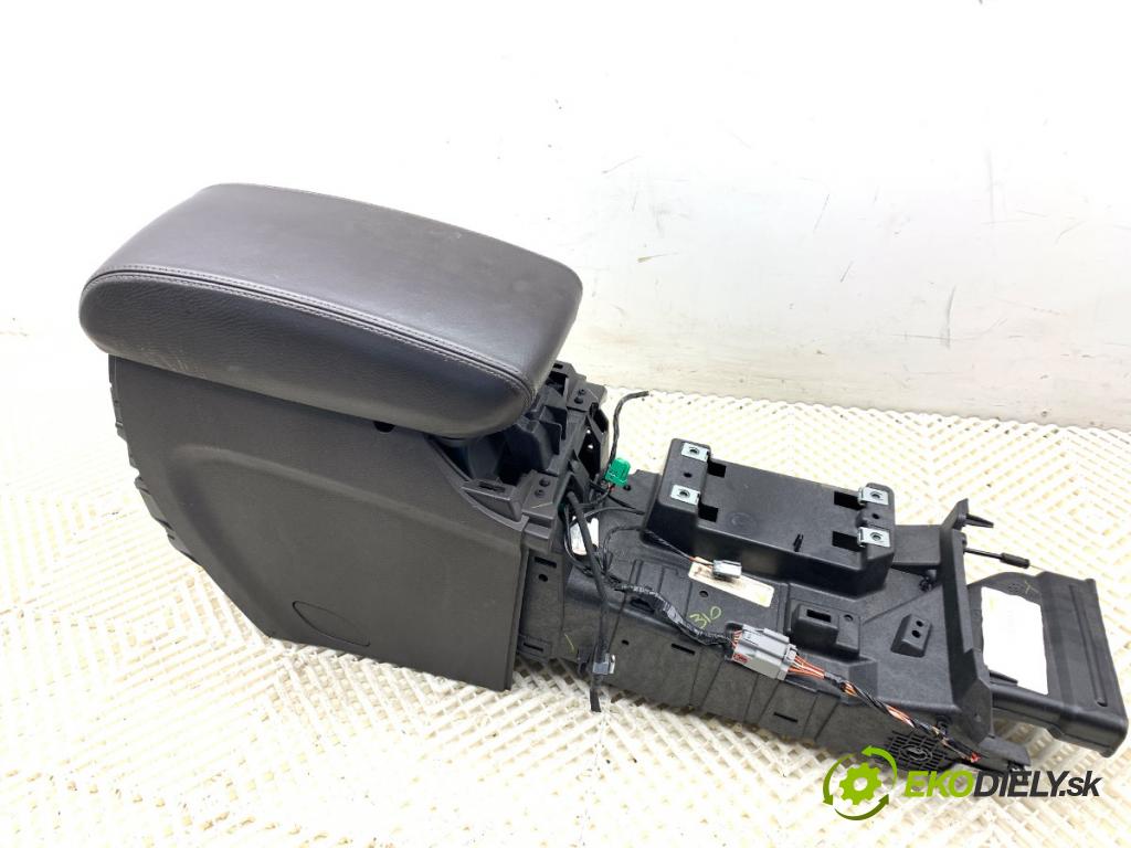 JEEP GRAND CHEROKEE WK SUV 2014 184 kW 3.0 CRD V6 4x4 2987 Lakťová opierka  (Lakťová opierka)