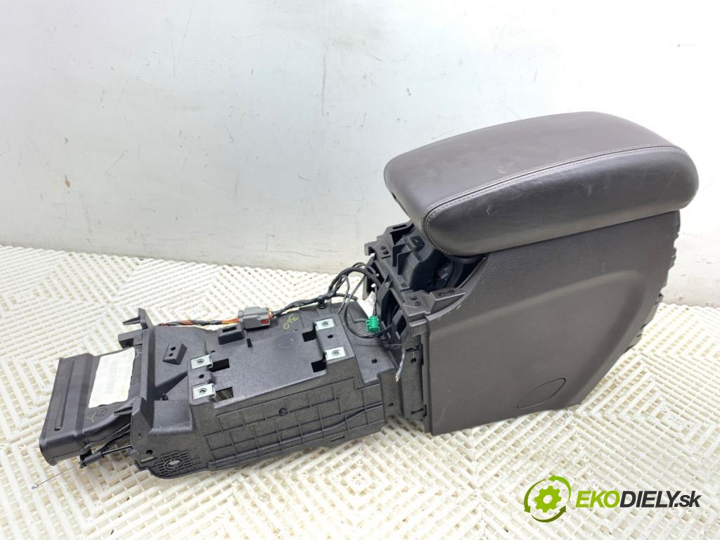 JEEP GRAND CHEROKEE WK SUV 2014 184 kW 3.0 CRD V6 4x4 2987 Lakťová opierka (Lakťová opierka)