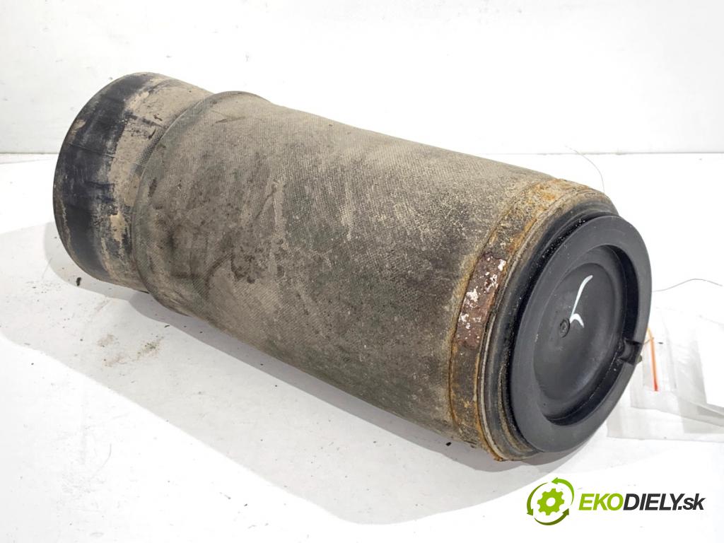 JEEP GRAND CHEROKEE WK SUV 2014 184 kW 3.0 CRD V6 4x4 2987 AirBag nápravy ľavy zad