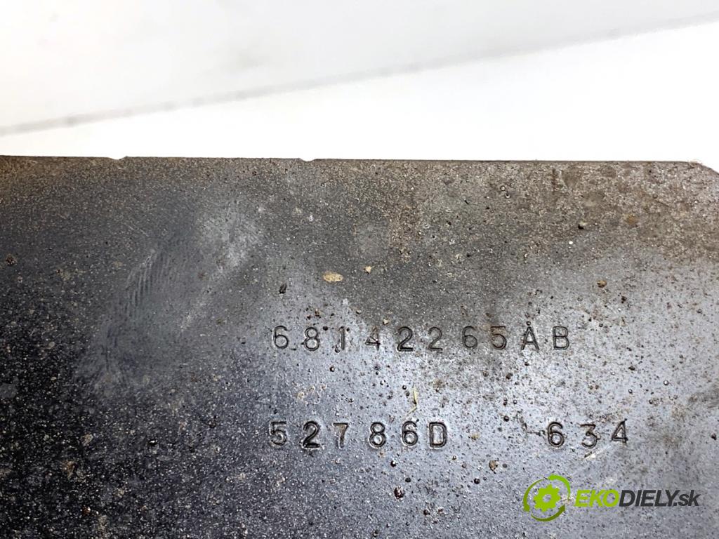 JEEP GRAND CHEROKEE WK SUV 2014 184 kW 3.0 CRD V6 4x4 2987 Obal filtra paliva 68142265AB (Obal palivového filtra)