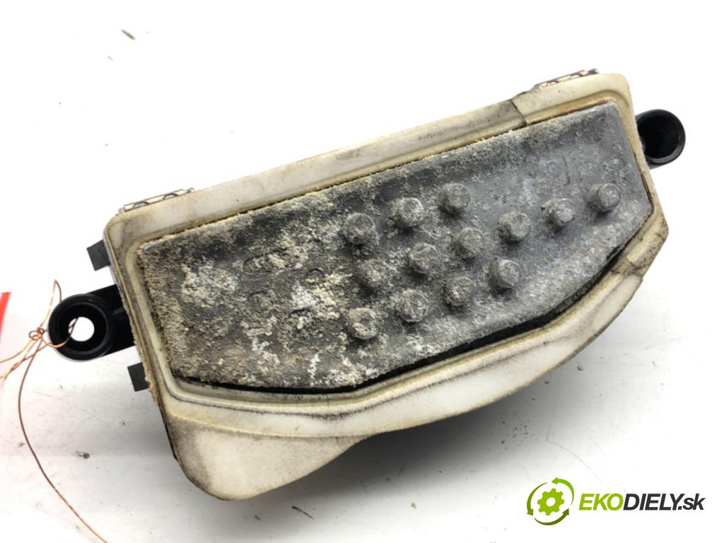 JEEP GRAND CHEROKEE WK SUV 2014 184 kW 3.0 CRD V6 4x4 2987 Odpor, rezistor kúrenia vzduchu CV378002 (Odpor (rezistor) kúrenia)