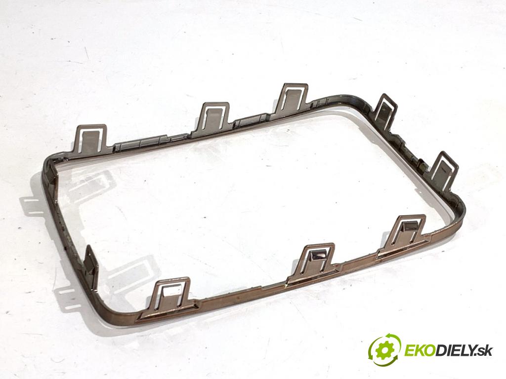 JEEP GRAND CHEROKEE WK SUV 2014 184 kW 3.0 CRD V6 4x4 2987 lišty kryt X90023300JB (Lišta)