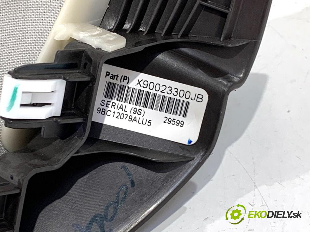 JEEP GRAND CHEROKEE WK SUV 2014 184 kW 3.0 CRD V6 4x4 2987 lišty kryt X90023300JB (Lišta)