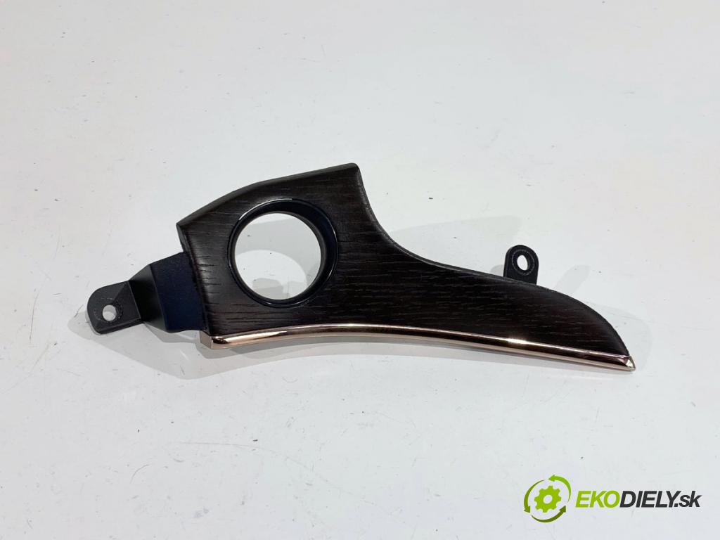 JEEP GRAND CHEROKEE WK SUV 2014 184 kW 3.0 CRD V6 4x4 2987 lišty kryt X90023300JB (Lišta)