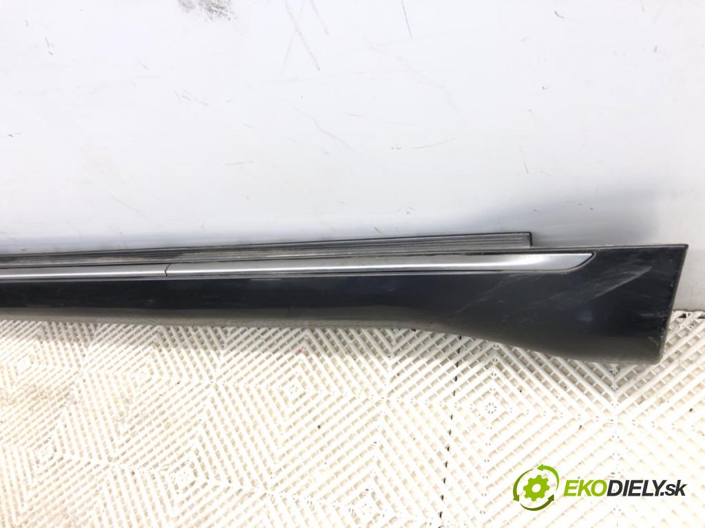 JEEP GRAND CHEROKEE WK SUV 2014 184 kW 3.0 CRD V6 4x4 2987 lišta prahová levý