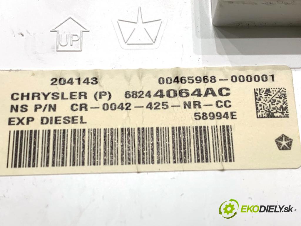 JEEP GRAND CHEROKEE WK SUV 2014 184 kW 3.0 CRD V6 4x4 2987 prístrojovka 68244064AC (Přístrojová deska)