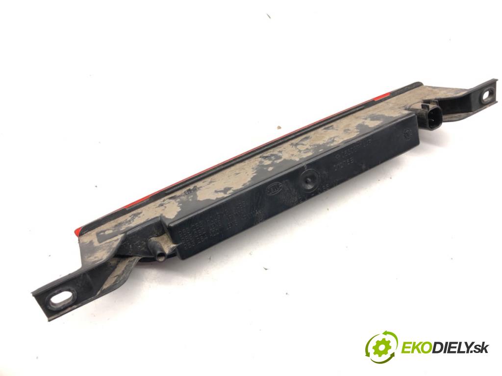 JEEP GRAND CHEROKEE WK SUV 2014 184 kW 3.0 CRD V6 4x4 2987 světlo brzdových světel 05303754AF