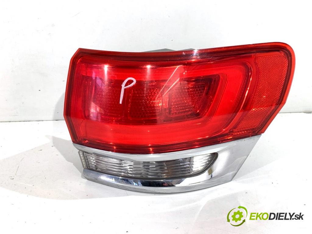 JEEP GRAND CHEROKEE WK SUV 2014 184 kW 3.0 CRD V6 4x4 2987 světlo pravý zadní část P68110000AC