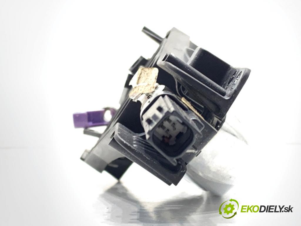 JEEP GRAND CHEROKEE WK SUV 2014 184 kW 3.0 CRD V6 4x4 2987 Kľučka vonkajšia pravy predný