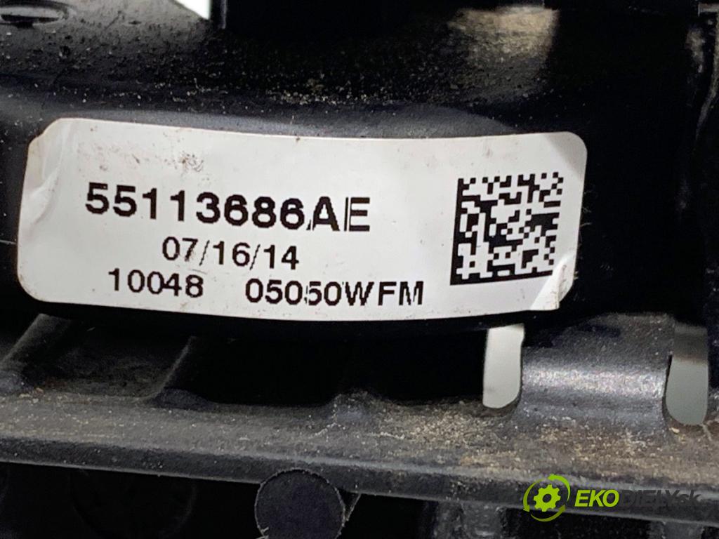 JEEP GRAND CHEROKEE WK SUV 2014 184 kW 3.0 CRD V6 4x4 2987 Kľučka vonkajšia pravy zad