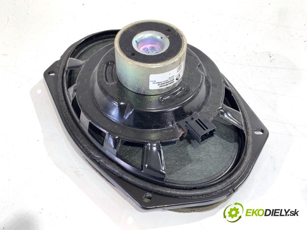 JEEP GRAND CHEROKEE WK SUV 2014 184 kW 3.0 CRD V6 4x4 2987 reproduktory 68043032AC 68043034AB