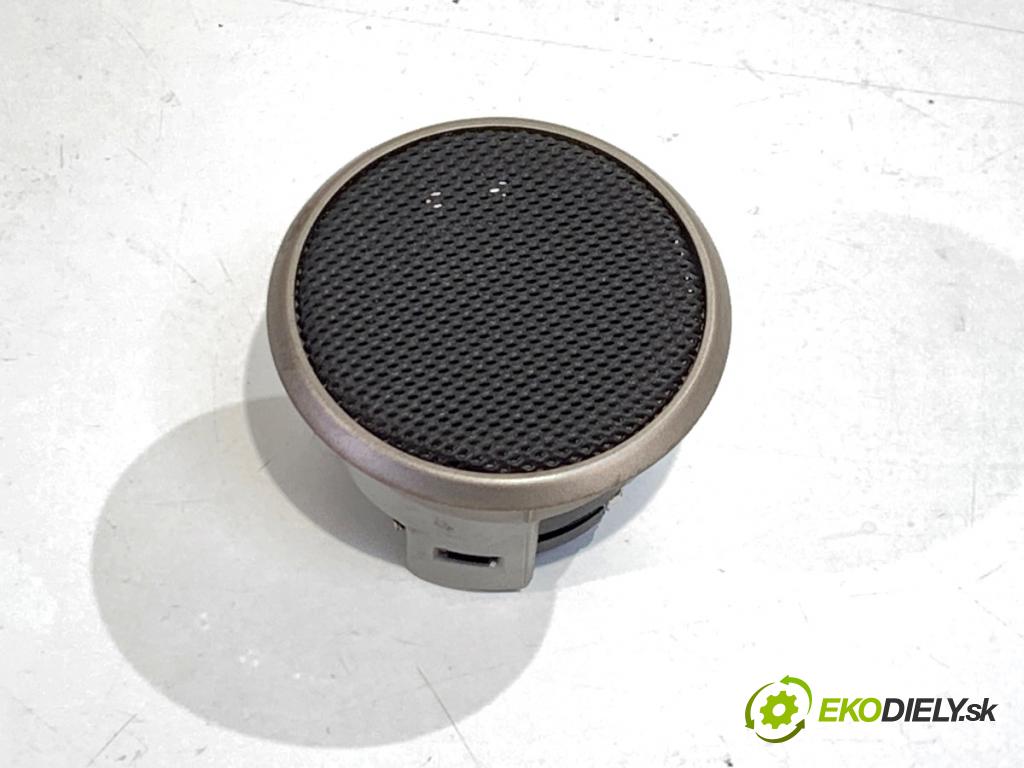 JEEP GRAND CHEROKEE WK SUV 2014 184 kW 3.0 CRD V6 4x4 2987 reproduktory 68043032AC 68043034AB