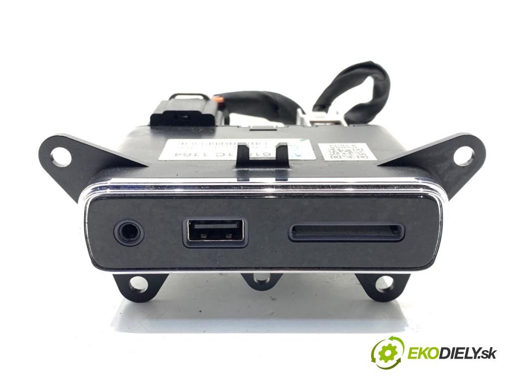 JEEP GRAND CHEROKEE WK SUV 2014 184 kW 3.0 CRD V6 4x4 2987 HNÍZDO: USB 68141322AA