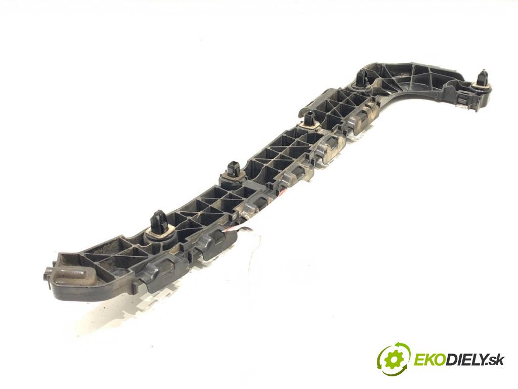 JEEP GRAND CHEROKEE WK SUV 2014 184 kW 3.0 CRD V6 4x4 2987 Úchyt nárazníka ľavy zad 55079223AG