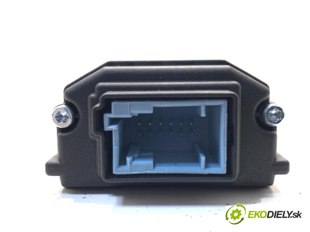 JEEP GRAND CHEROKEE WK SUV 2014 184 kW 3.0 CRD V6 4x4 2987 KAMERA okna PŘEDNÍ P68231908AA