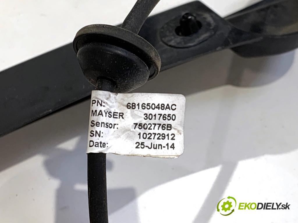 JEEP GRAND CHEROKEE WK SUV 2014 184 kW 3.0 CRD V6 4x4 2987 Snímač zamok dverí zadný pravy 68165049