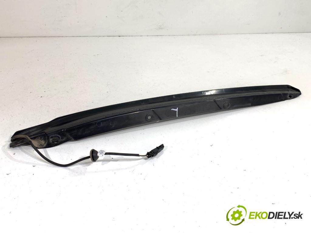 JEEP GRAND CHEROKEE WK SUV 2014 184 kW 3.0 CRD V6 4x4 2987 Snímač zamok dverí zadný ľavy 68165049