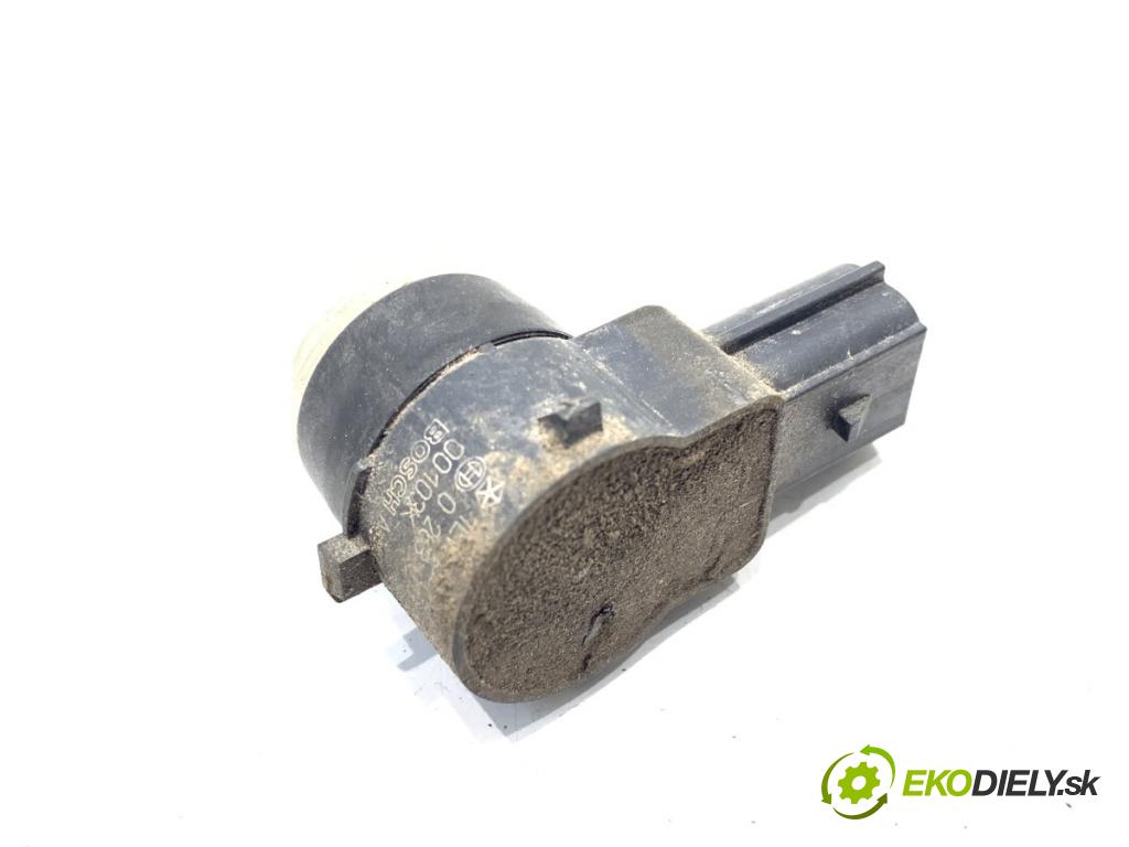 JEEP GRAND CHEROKEE WK SUV 2014 184 kW 3.0 CRD V6 4x4 2987 Snímač PDC 0263013874