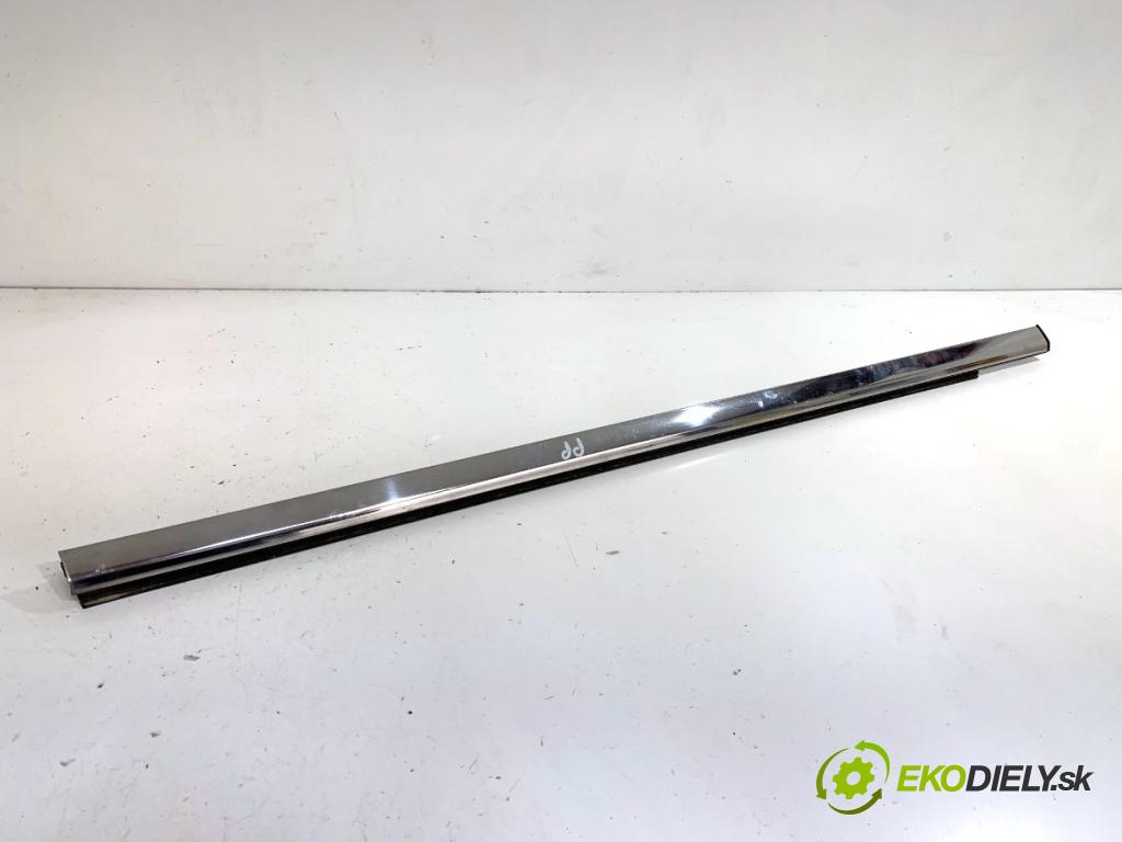 JEEP GRAND CHEROKEE WK SUV 2014 184 kW 3.0 CRD V6 4x4 2987 lišta Sbírání: přední část pravý 55399290AE