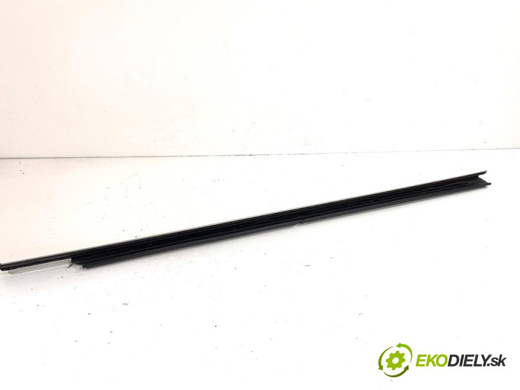 JEEP GRAND CHEROKEE WK SUV 2014 184 kW 3.0 CRD V6 4x4 2987 Lišta Sbírání: predný pravy 55399290AE