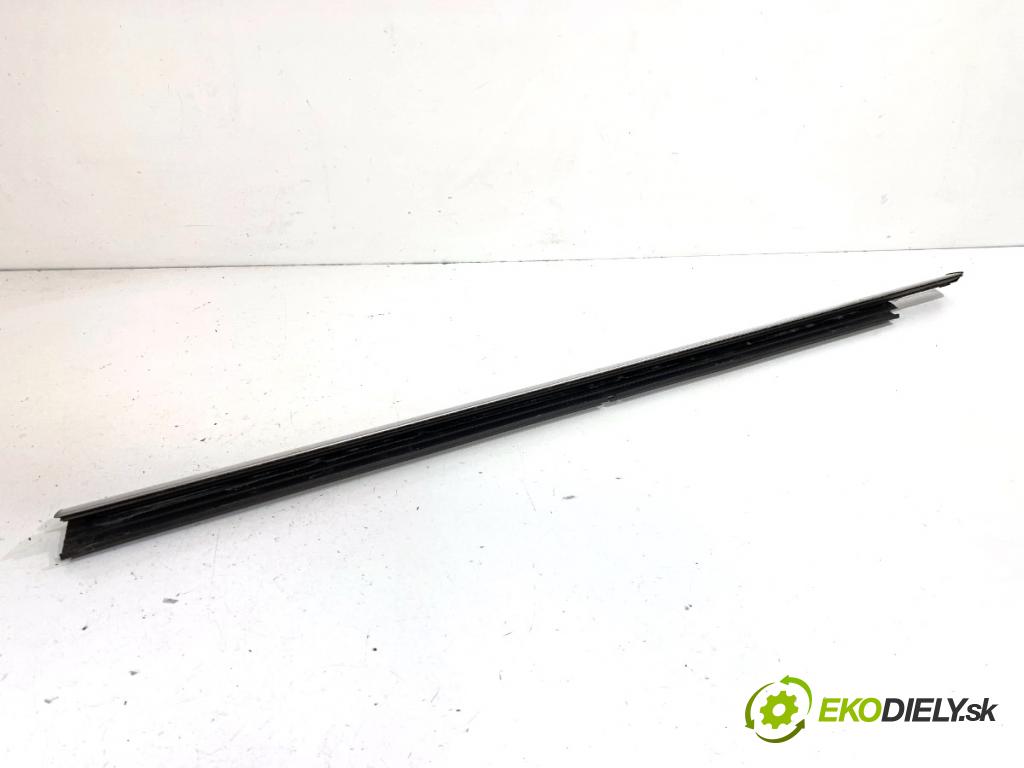 JEEP GRAND CHEROKEE WK SUV 2014 184 kW 3.0 CRD V6 4x4 2987 Lišta Sbírání: predný ľavy 55399291AE