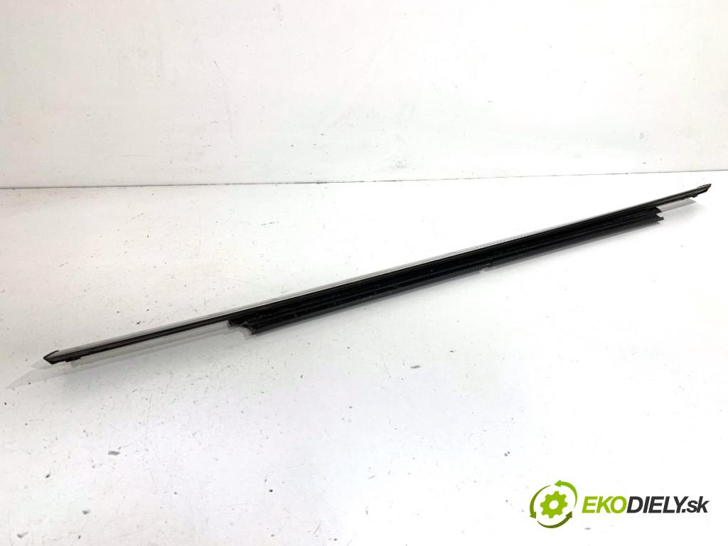 JEEP GRAND CHEROKEE WK SUV 2014 184 kW 3.0 CRD V6 4x4 2987 Lišta Sbírání: zad pravy 55399292AE