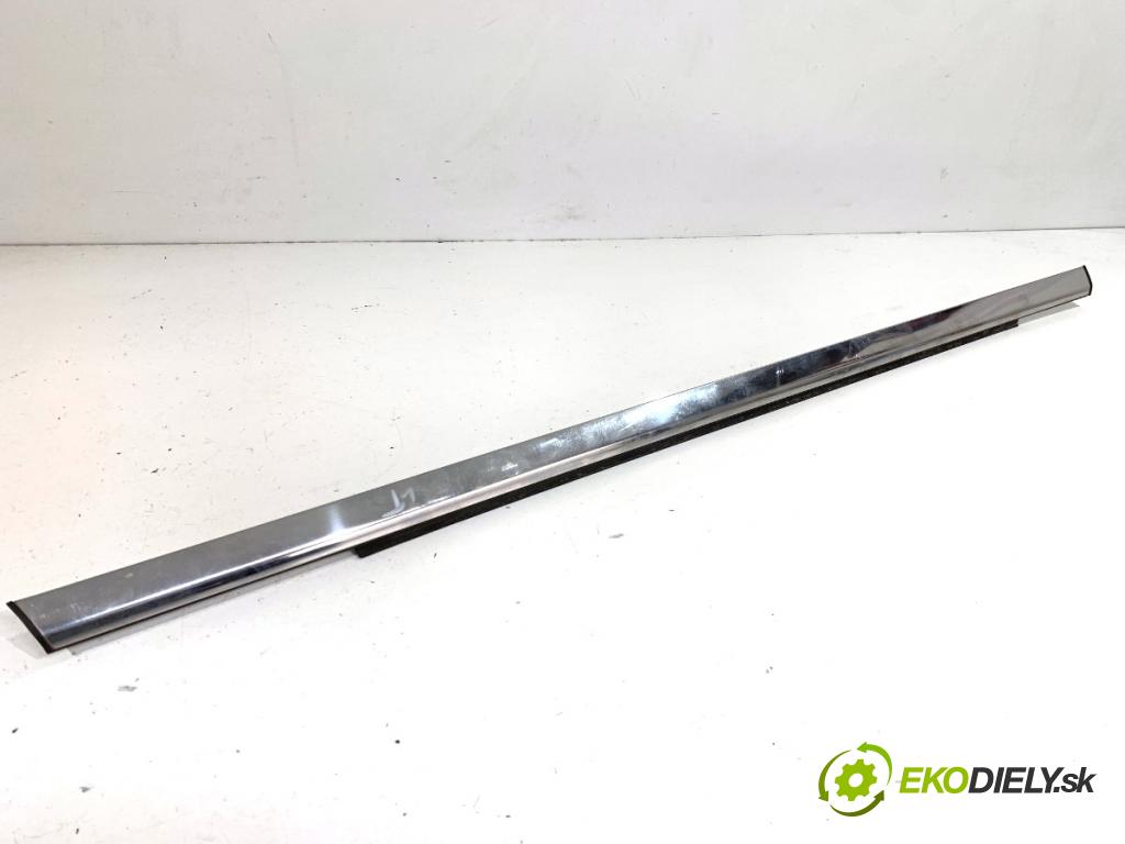 JEEP GRAND CHEROKEE WK SUV 2014 184 kW 3.0 CRD V6 4x4 2987 lišta Sbírání: zadní část levý 55399293AE