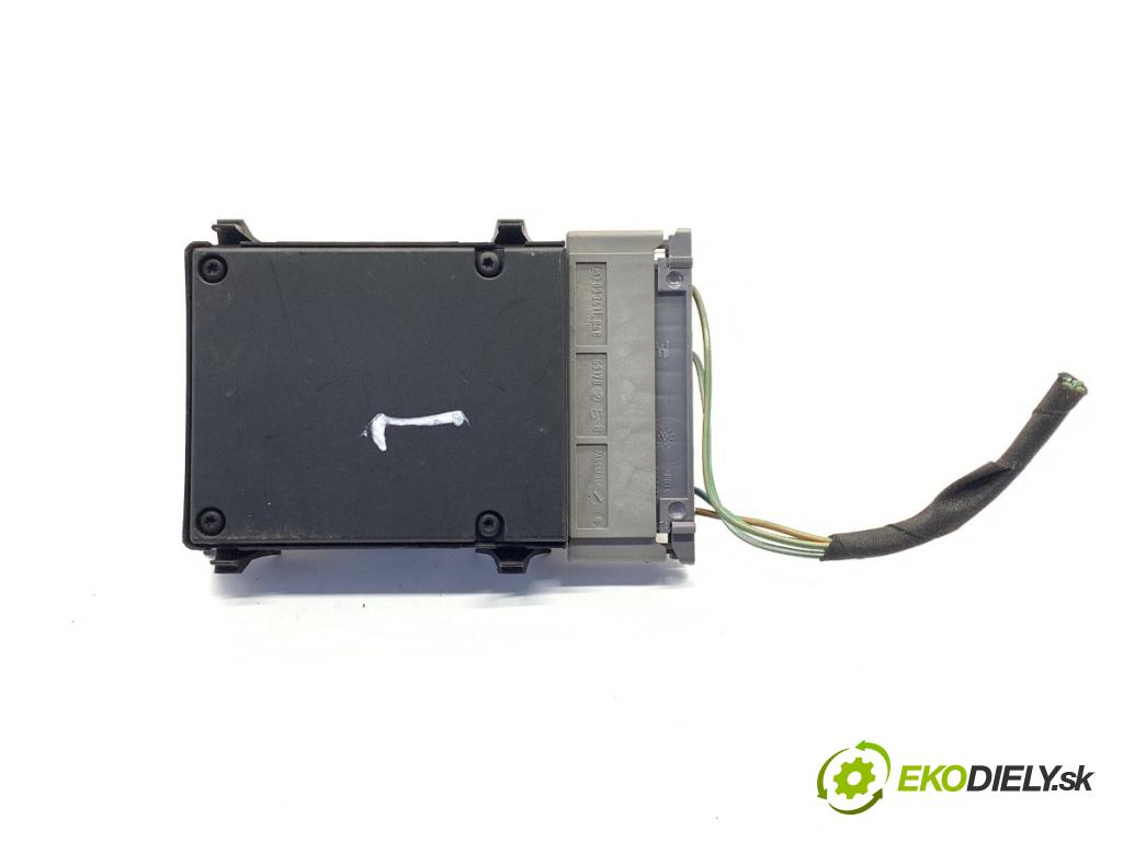 JEEP GRAND CHEROKEE WK SUV 2014 184 kW 3.0 CRD V6 4x4 2987 Prepínač sedačky ľavy 56049431AE