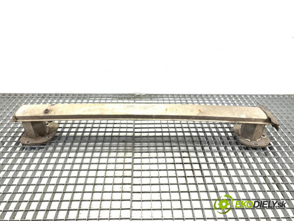 PEUGEOT 308 I liftback 2010 66 kW 1.6 HDi 1560 výztuha nárazníka zadní část  (Zadní výztuha)