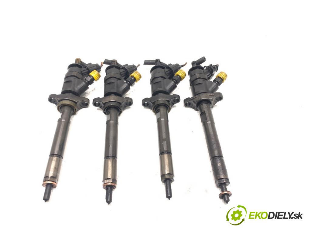 PEUGEOT 308 I liftback 2010 66 kW 1.6 HDi 1560 vstřikovací ventily 0445110311